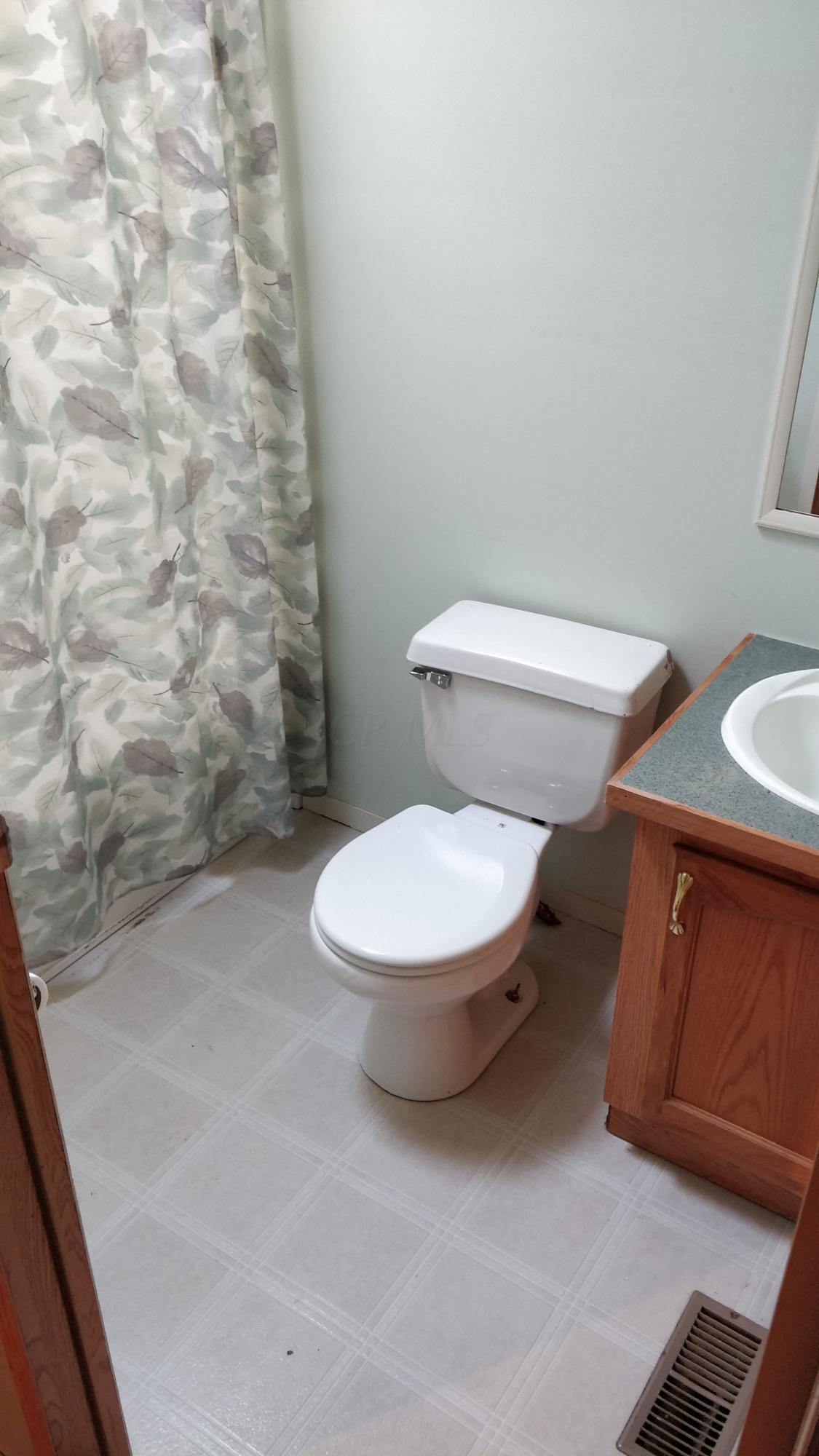1010 North Hopewell Road Hopewell, OH 43746 - Photo 14 of 19