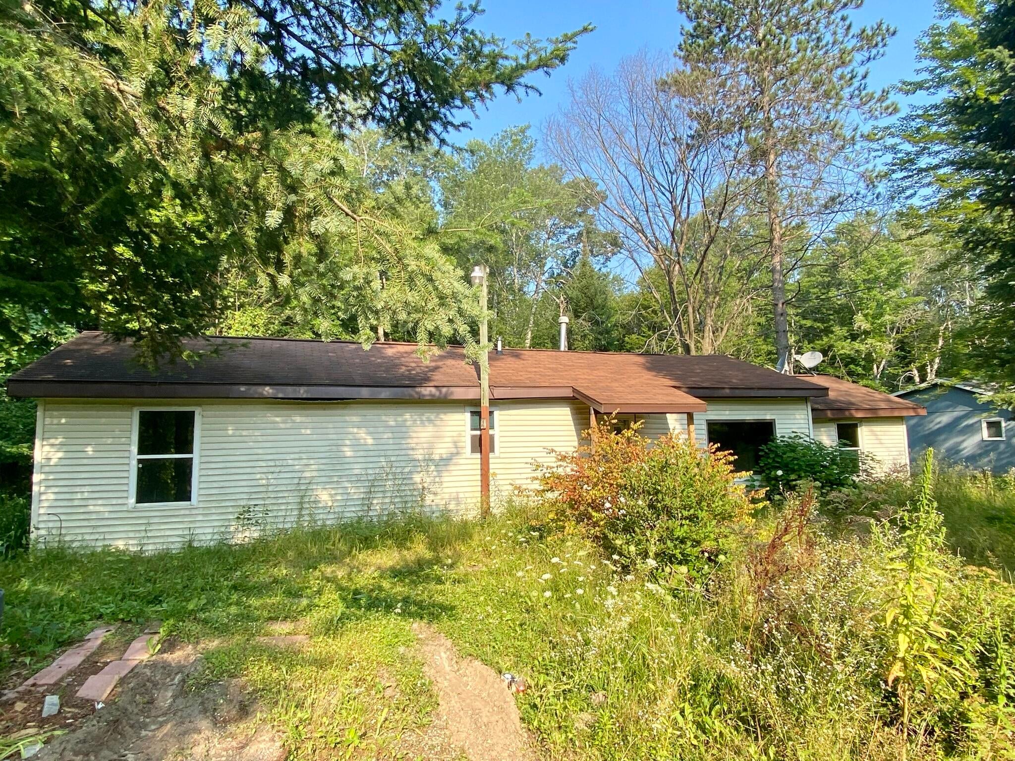 1575 North Roscommon Road Roscommon, MI 48653 - Photo 1 of 16 Gallery Image 1