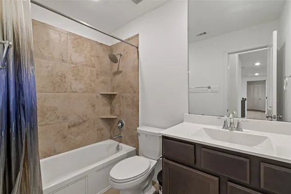 $395,000 | 14010 Hartford Heights Way, Rosharon, TX 77583
