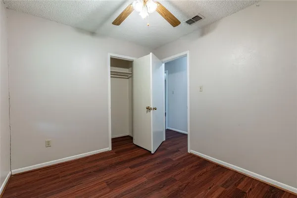 $349,999 | 2909 Southeast McKinney Street, Rice, TX 75155