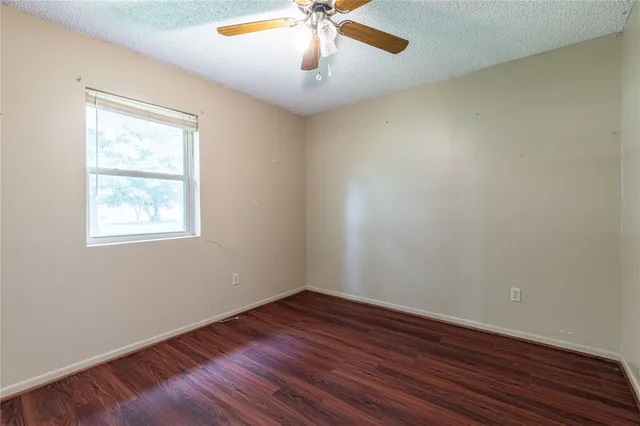 $429,000 | 2909 Southeast McKinney Street, Rice, TX 75155