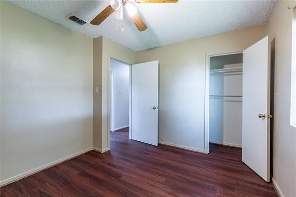 $349,999 | 2909 Southeast McKinney Street, Rice, TX 75155