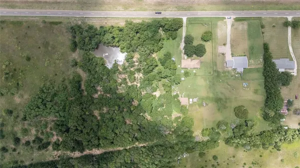 $349,999 | 2909 Southeast McKinney Street, Rice, TX 75155