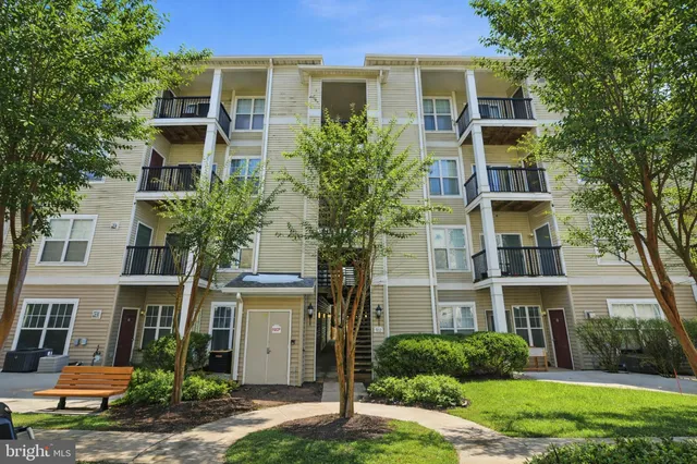 $399,900 | 5142 Brittney Elyse Circle, Unit C, Centreville, VA 20120