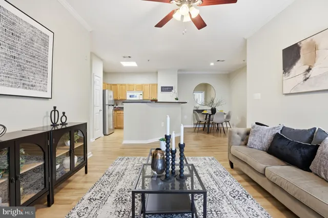 $399,900 | 5142 Brittney Elyse Circle, Unit C, Centreville, VA 20120