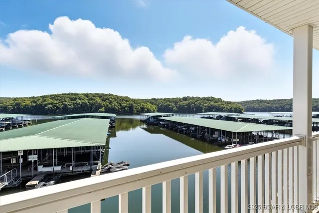 $374,000 | 4800 Eagleview Drive, Unit 121, Osage Beach, MO 65065