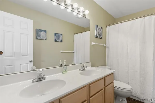 $374,000 | 4800 Eagleview Drive, Unit 121, Osage Beach, MO 65065