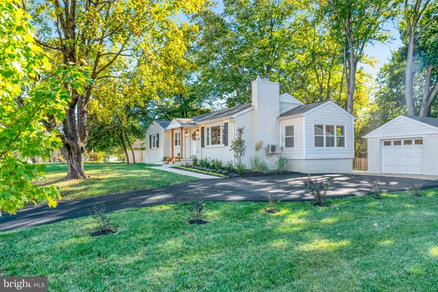 $849,900 | 8400 Richmond Avenue, Alexandria, VA 22309