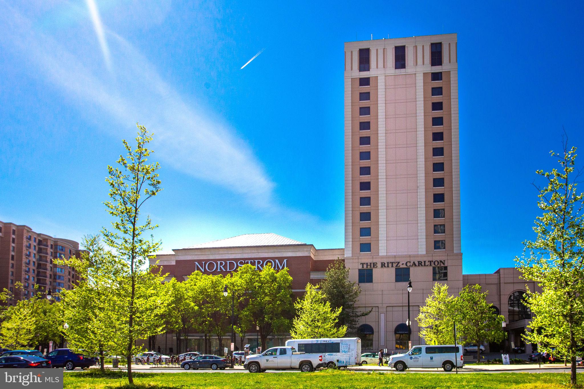 3600 South Glebe Road, Unit 617 Arlington, VA 22202 - Photo 38 of 43