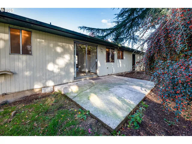$390,000 | 208 Northwest 24th Street, McMinnville, OR 97128