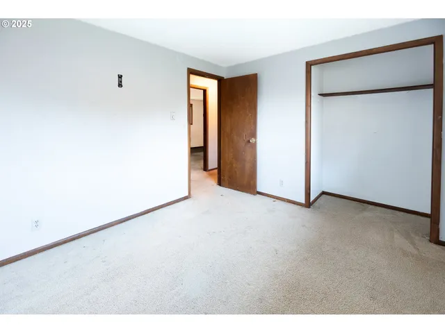 $390,000 | 208 Northwest 24th Street, McMinnville, OR 97128