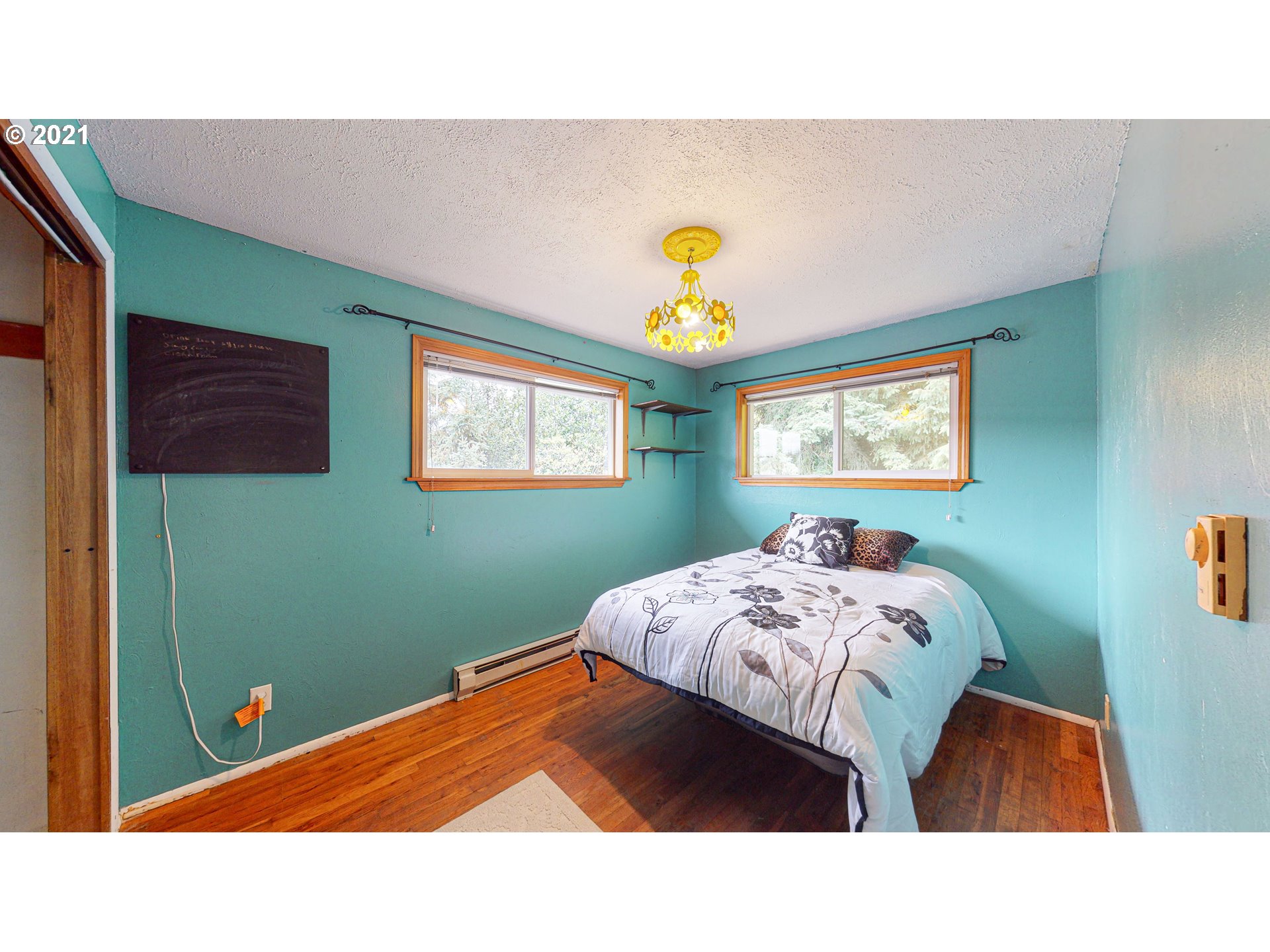 910 State Street North Bend, OR 97459 - Photo 12 of 28 Gallery Image 12
