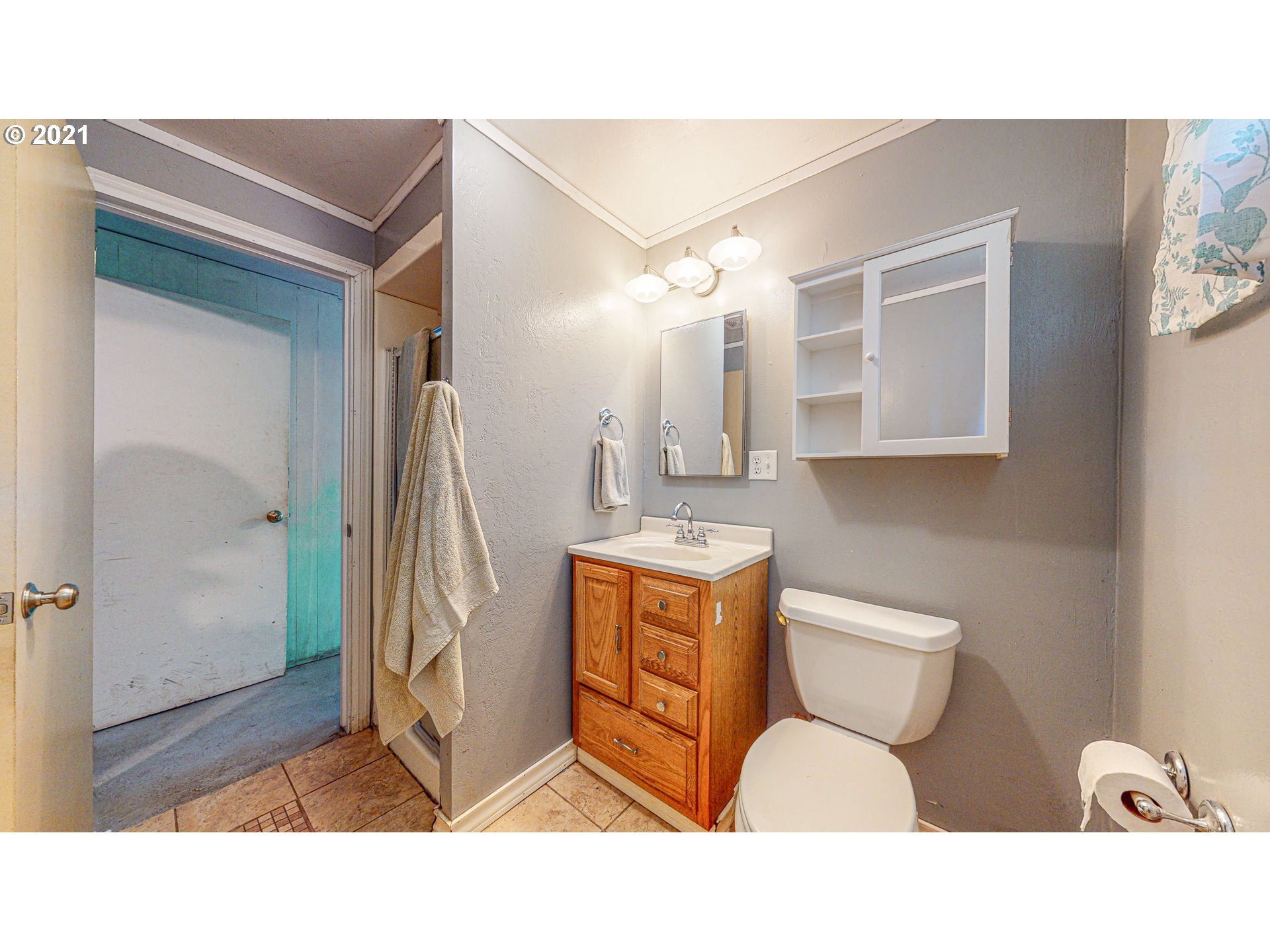 910 State Street North Bend, OR 97459 - Photo 22 of 28 Gallery Image 22