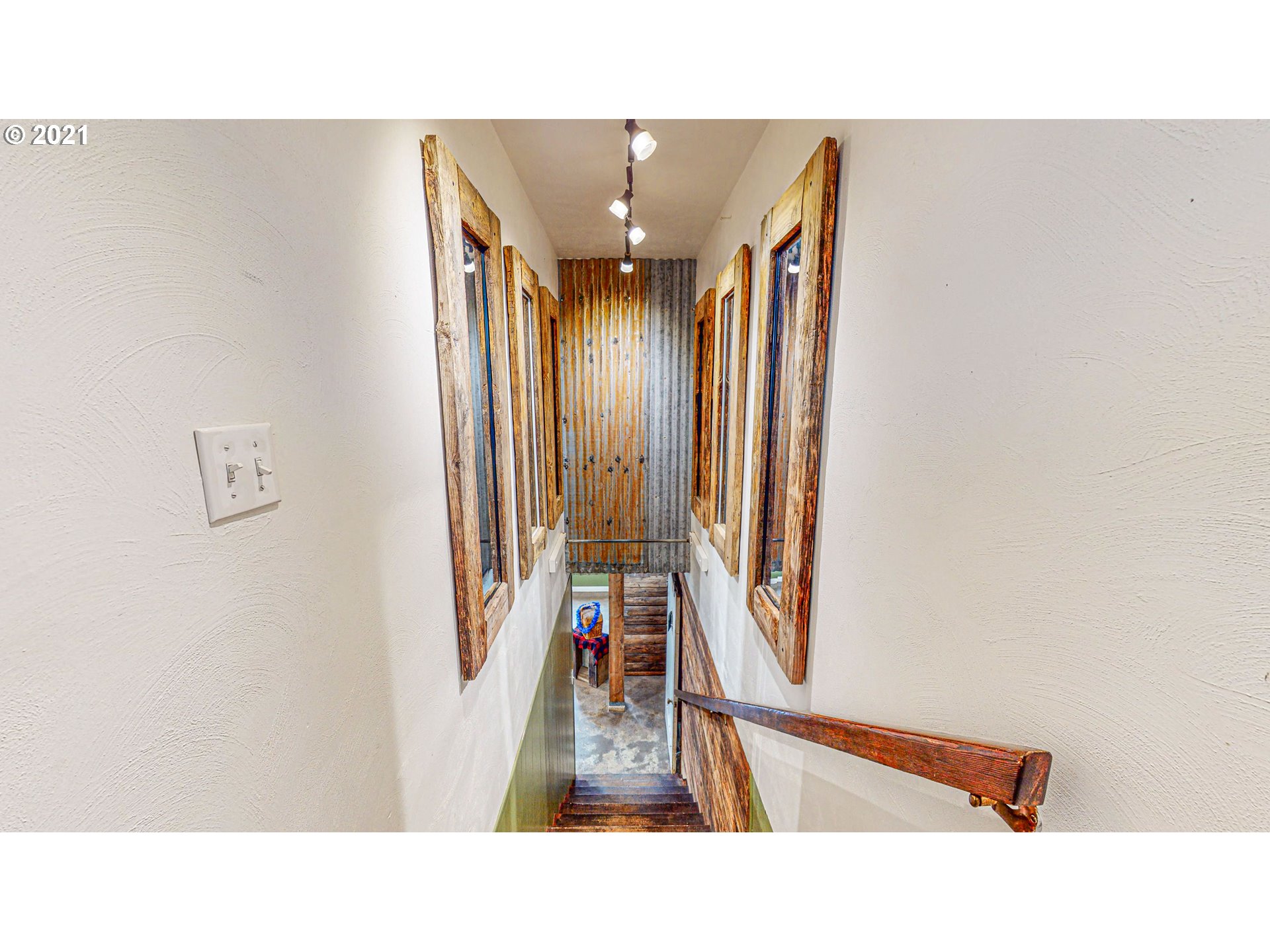 910 State Street North Bend, OR 97459 - Photo 26 of 28 Gallery Image 26