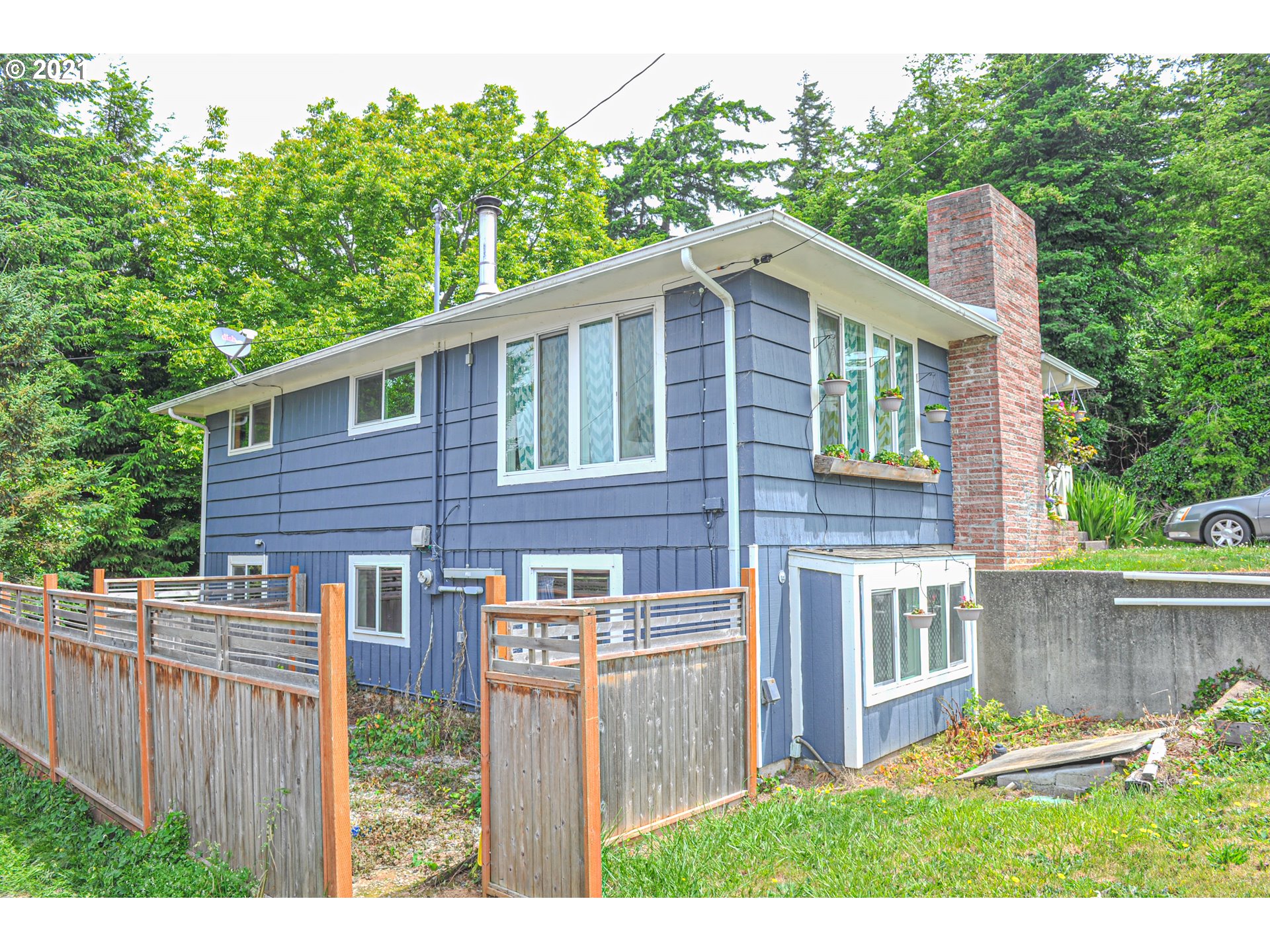 910 State Street North Bend, OR 97459 - Photo 28 of 28 Gallery Image 28
