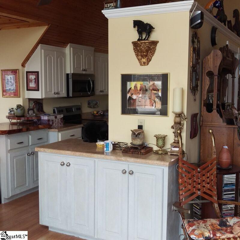 79 North Henderson Road Travelers Rest, SC 29690 - Photo 24 of 30