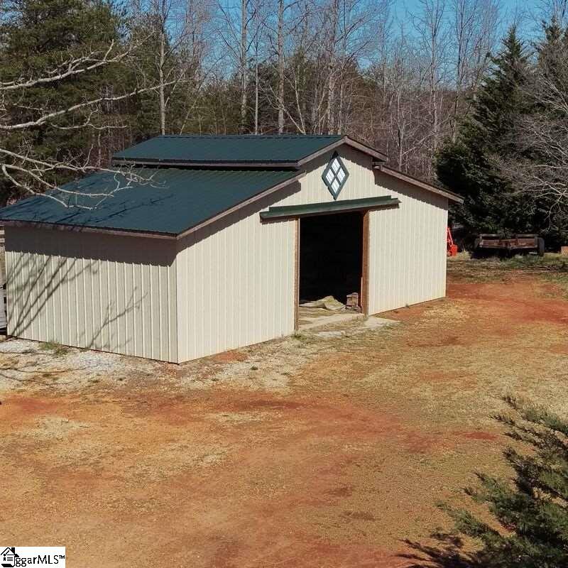 79 North Henderson Road Travelers Rest, SC 29690 - Photo 25 of 30