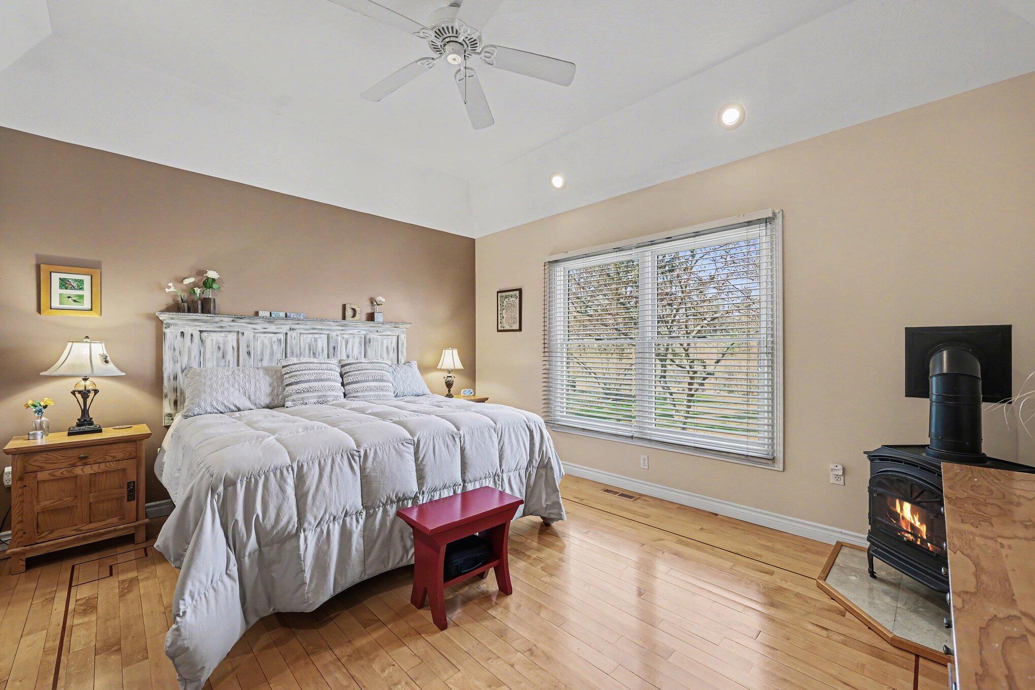 10260 Rexford Road Grass Lake, MI 49240 - Photo 16 of 34 011_file_1719