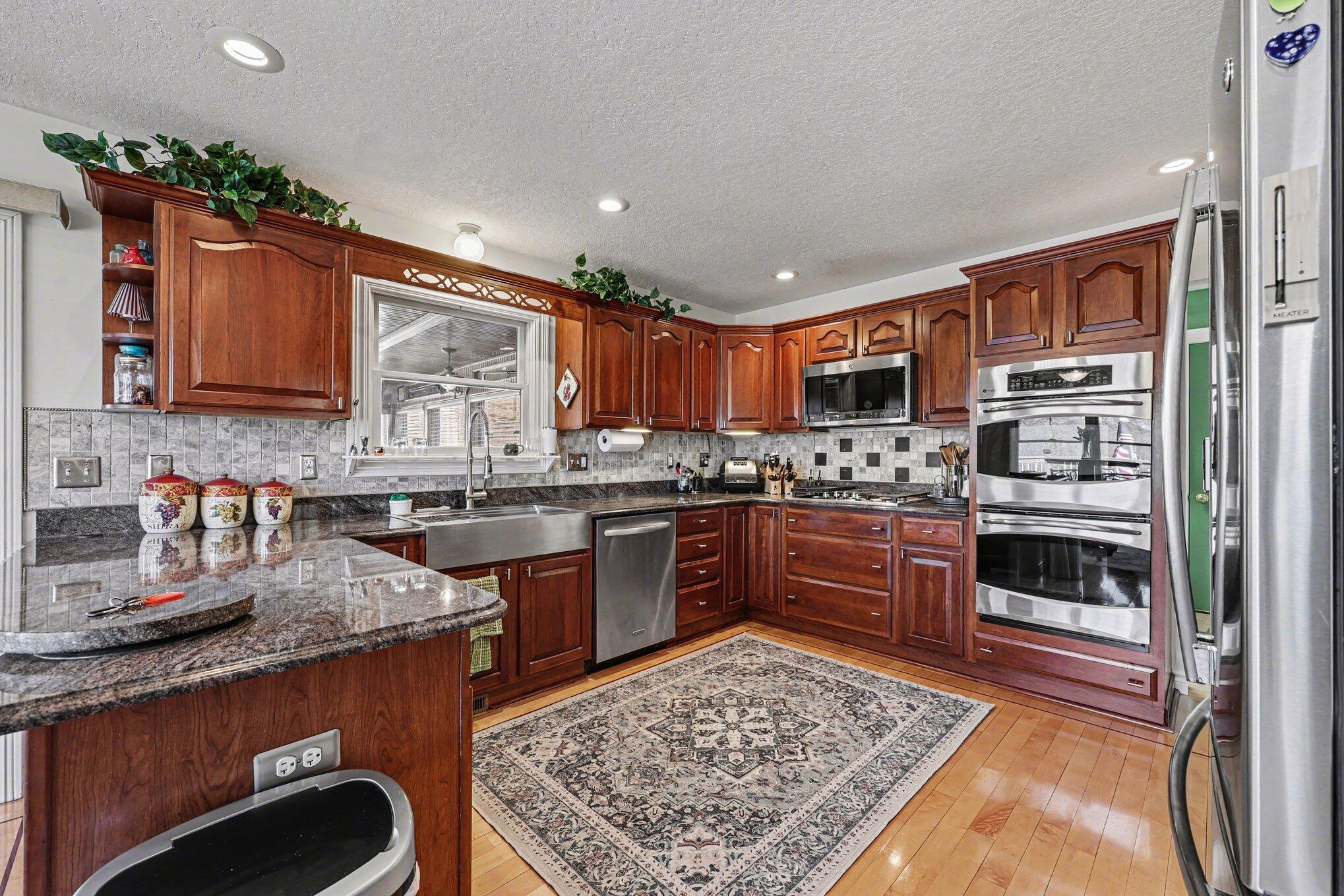 10260 Rexford Road Grass Lake, MI 49240 - Photo 9 of 34 006_file_9475