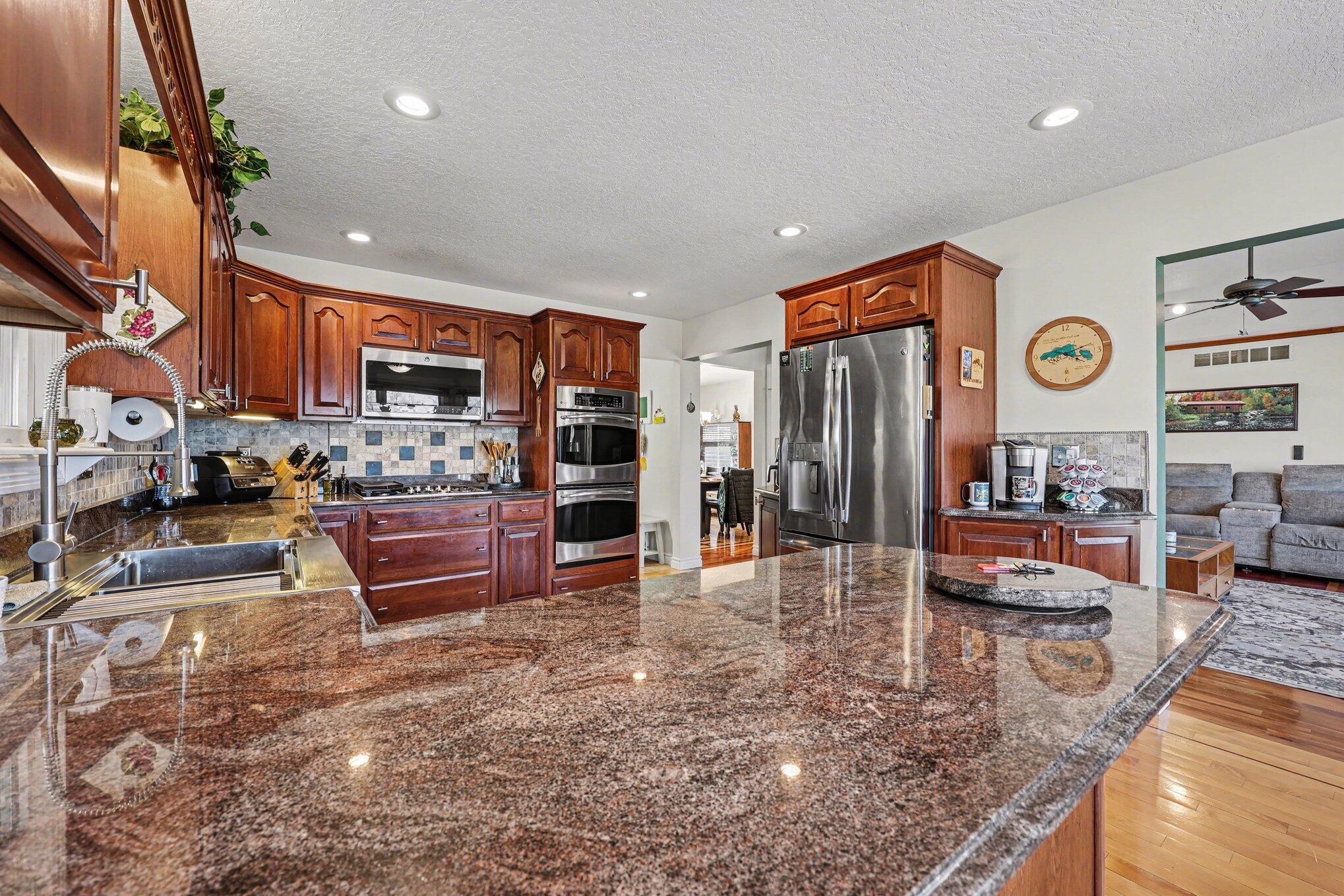 10260 Rexford Road Grass Lake, MI 49240 - Photo 10 of 34 007_file_4743