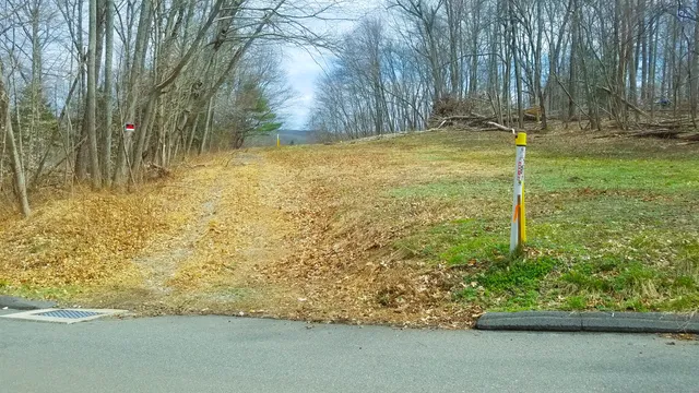 $150,000 | 600 Berkshire Road, Southbury, CT 06488