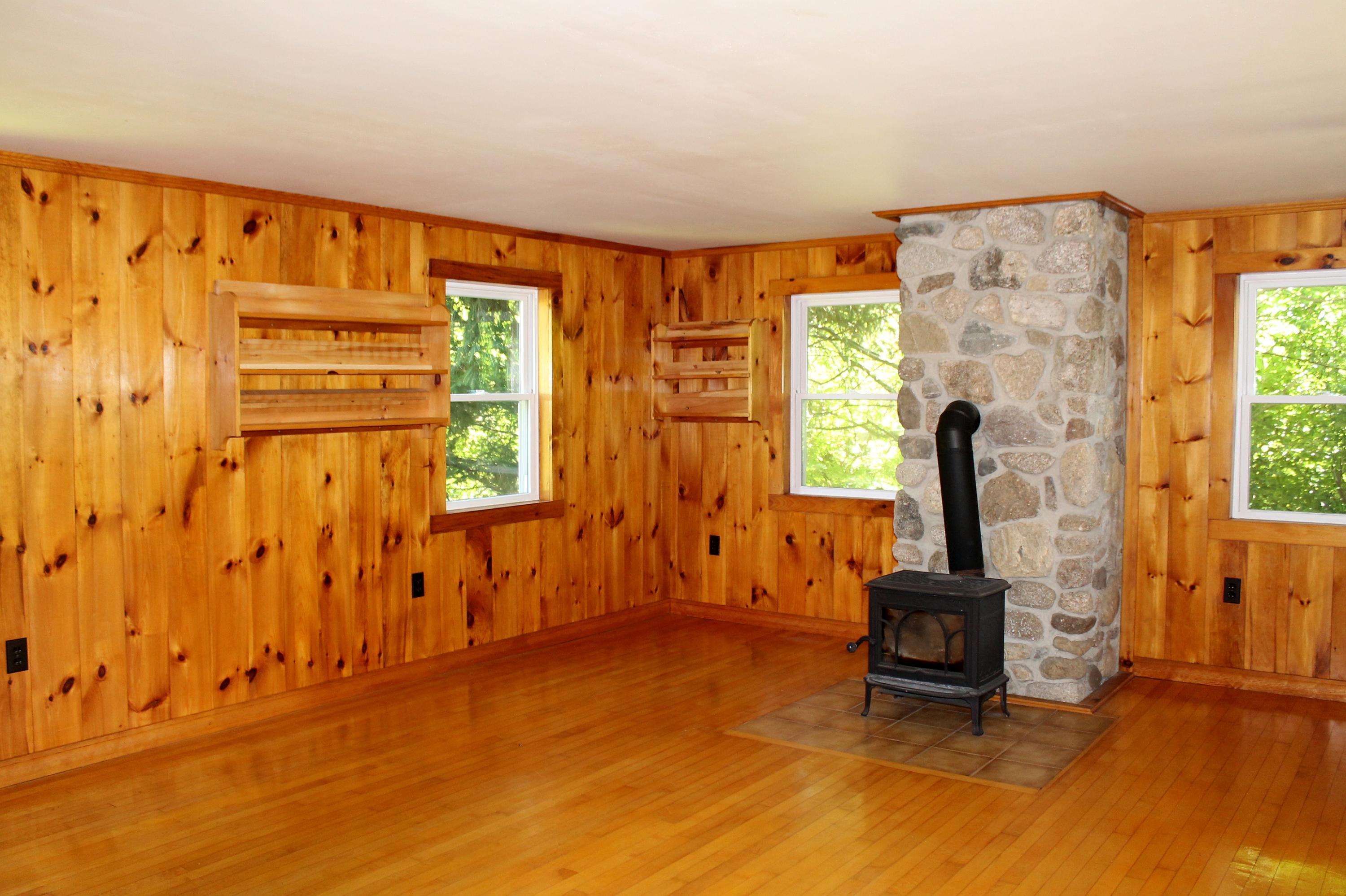 96 Seekins Road Searsport, ME 04974 - Photo 9 of 38 LivingRoom