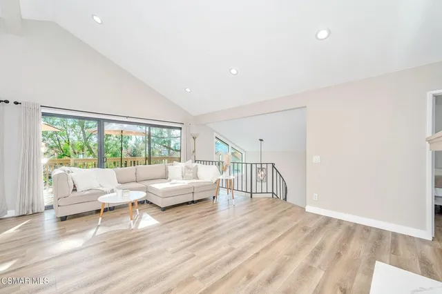 $799,000 | 6435 Winona Court, Oak Park, CA 91377