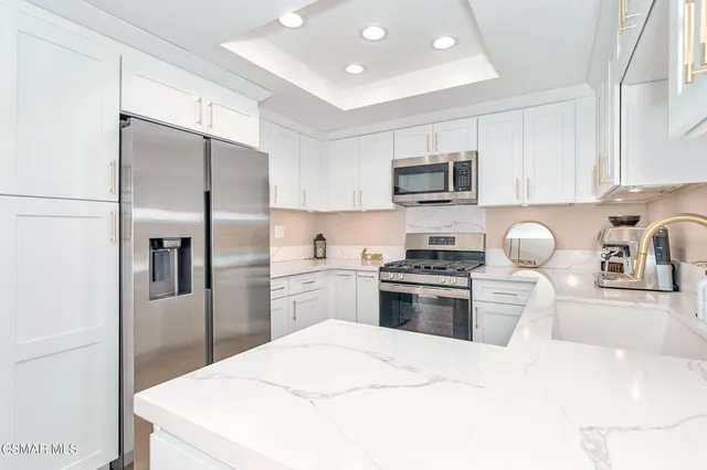 $799,000 | 6435 Winona Court, Oak Park, CA 91377