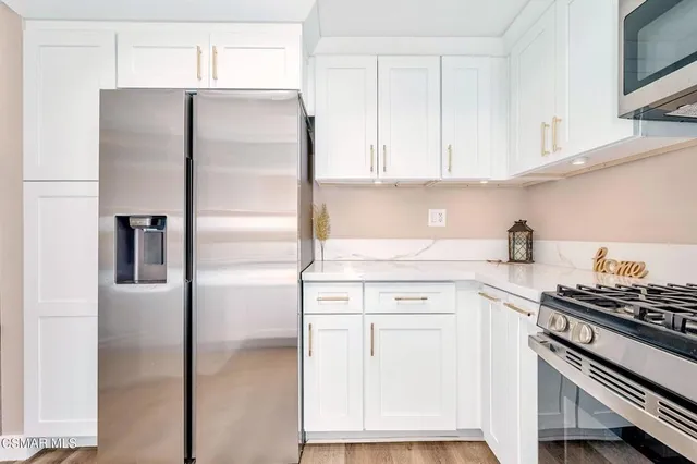 $799,000 | 6435 Winona Court, Oak Park, CA 91377