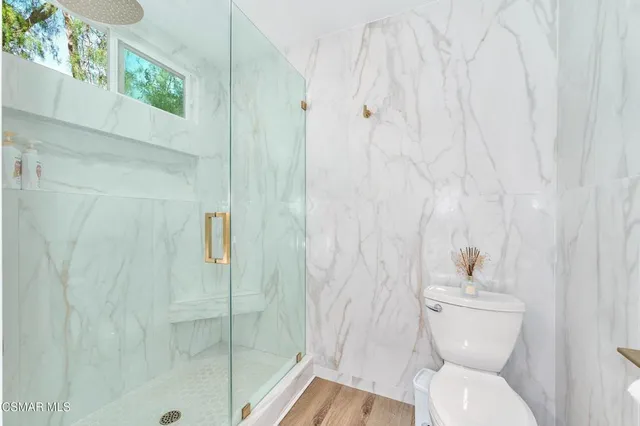 $799,000 | 6435 Winona Court, Oak Park, CA 91377