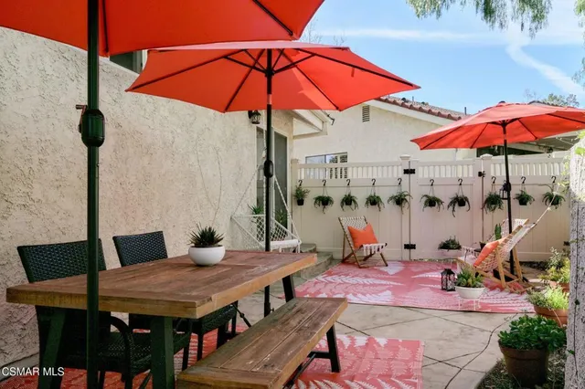 $799,000 | 6435 Winona Court, Oak Park, CA 91377