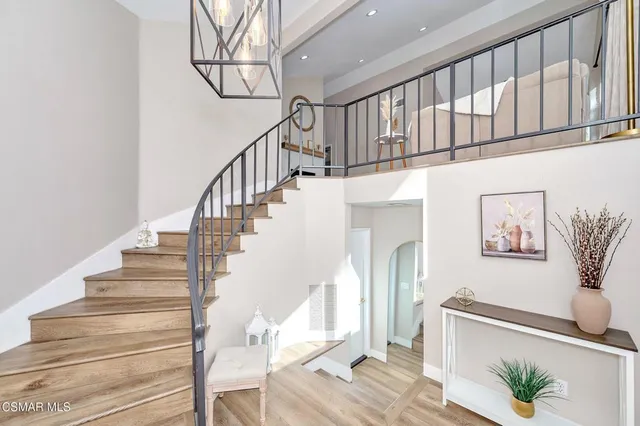 $799,000 | 6435 Winona Court, Oak Park, CA 91377