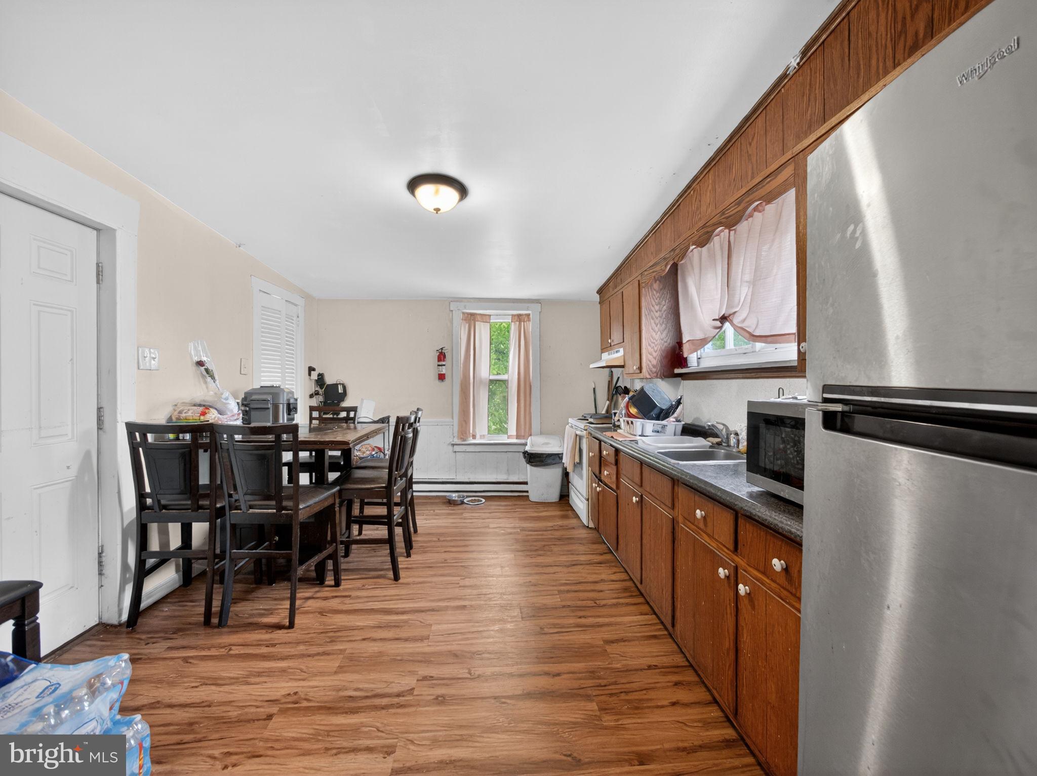 866 East High Street Pottstown, PA 19464 - Photo 33 of 45 Bright and inviting kitchen space.