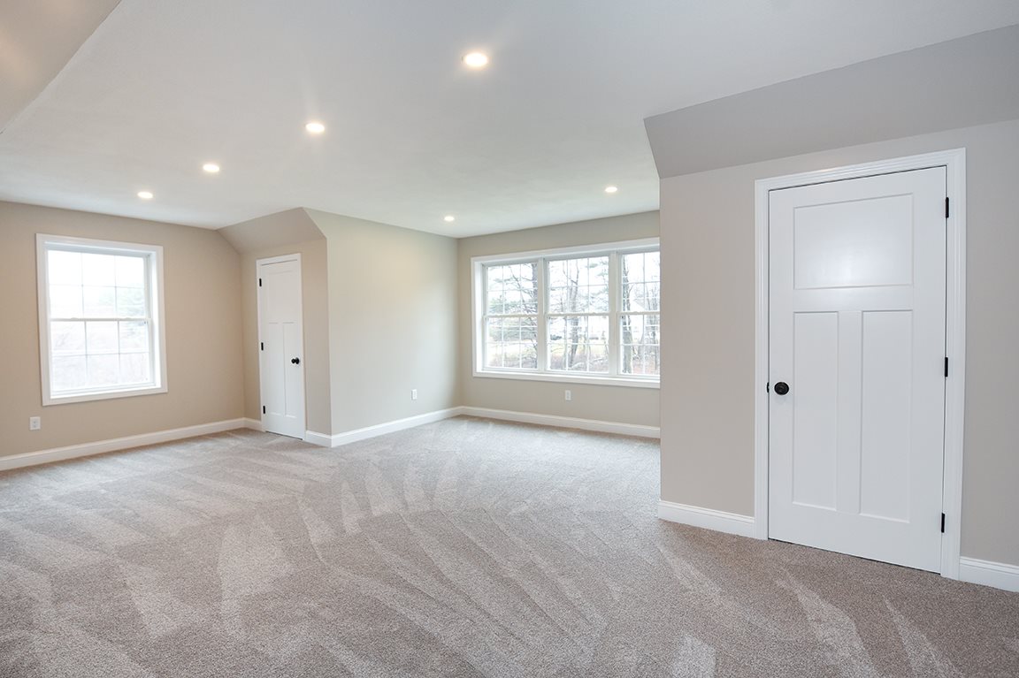 181 Warner Hill Road Derry, NH 03038 - Photo 17 of 34