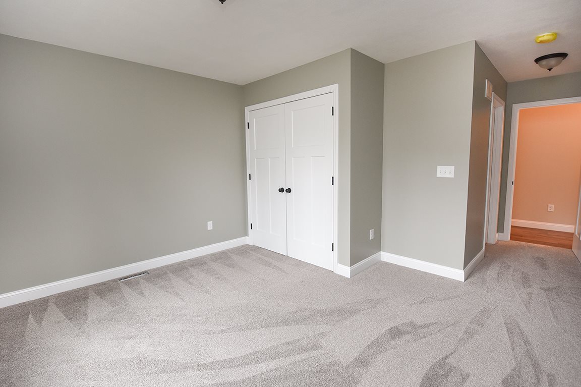 181 Warner Hill Road Derry, NH 03038 - Photo 24 of 34