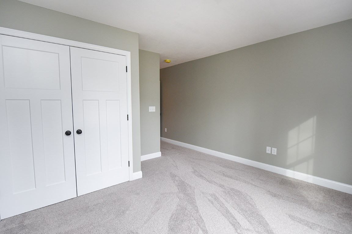 181 Warner Hill Road Derry, NH 03038 - Photo 25 of 34