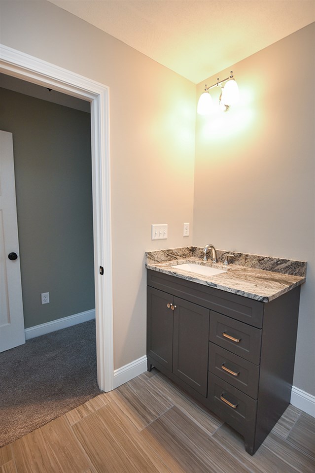 181 Warner Hill Road Derry, NH 03038 - Photo 27 of 34