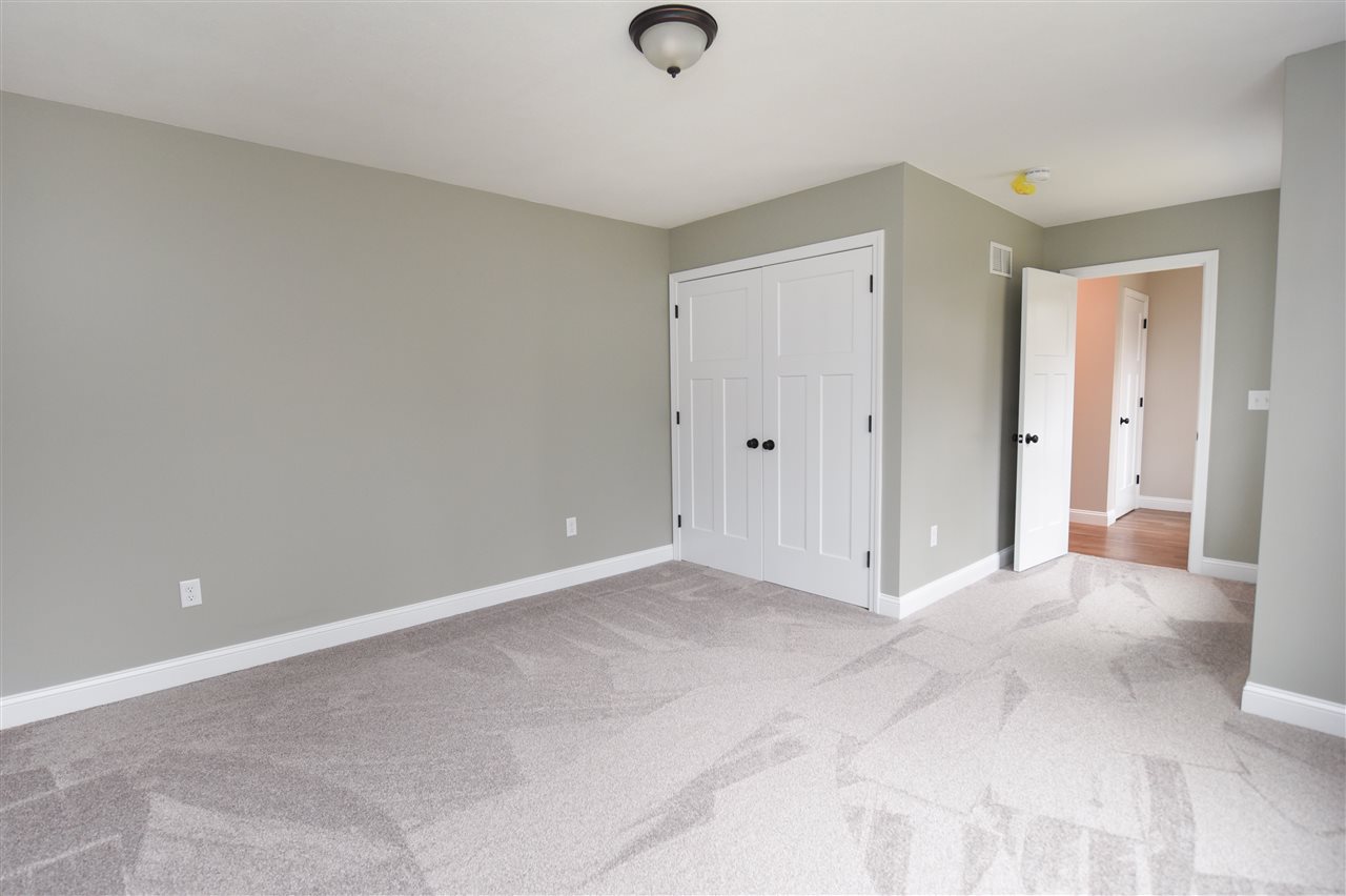 181 Warner Hill Road Derry, NH 03038 - Photo 28 of 34