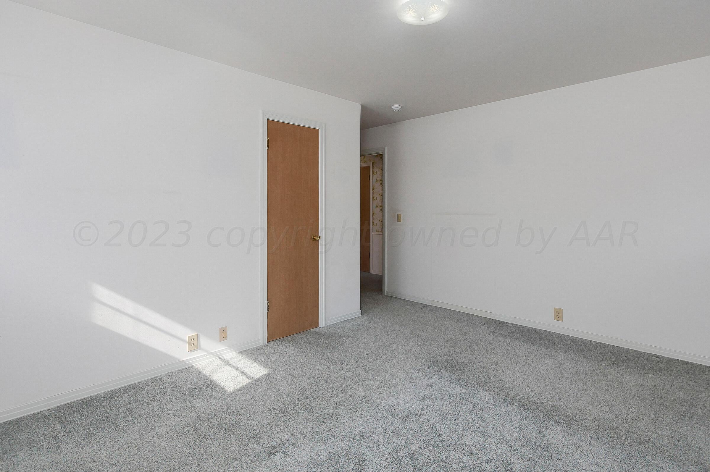 6017 Gainsborough Road Amarillo, TX 79106 - Photo 18 of 28 Bedroom 2 view 2