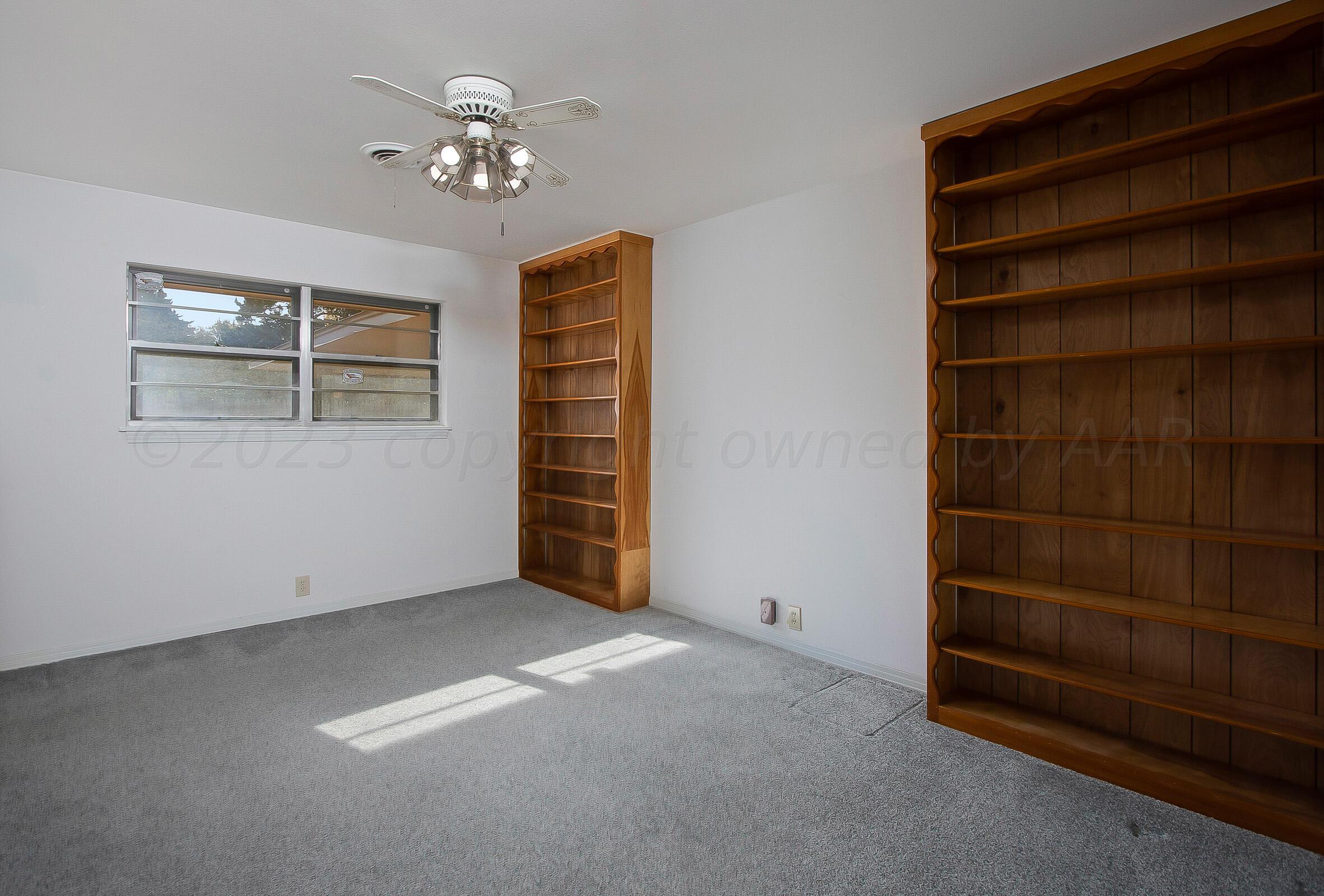 6017 Gainsborough Road Amarillo, TX 79106 - Photo 19 of 28 Bedroom 3