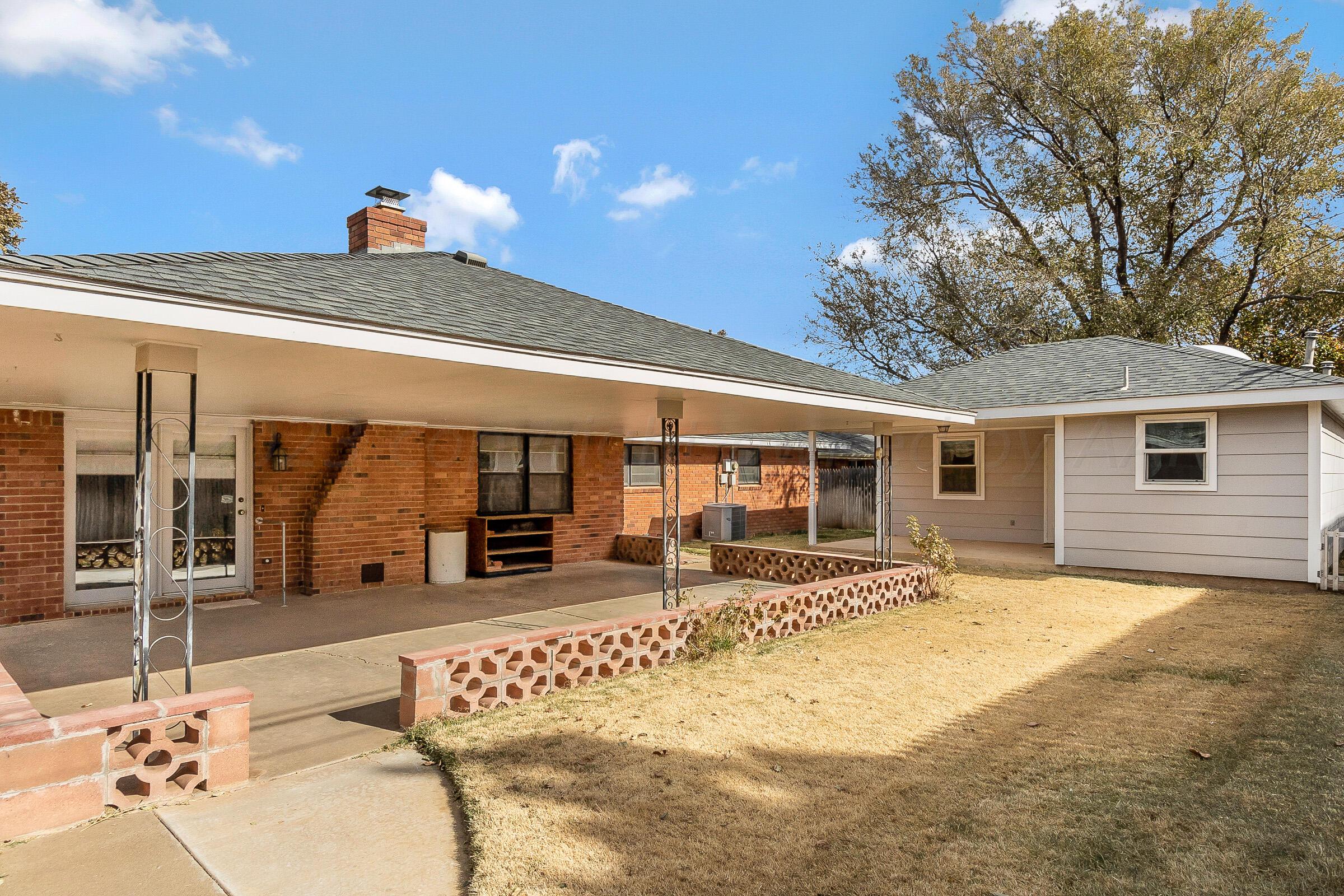 6017 Gainsborough Road Amarillo, TX 79106 - Photo 22 of 28 Rear