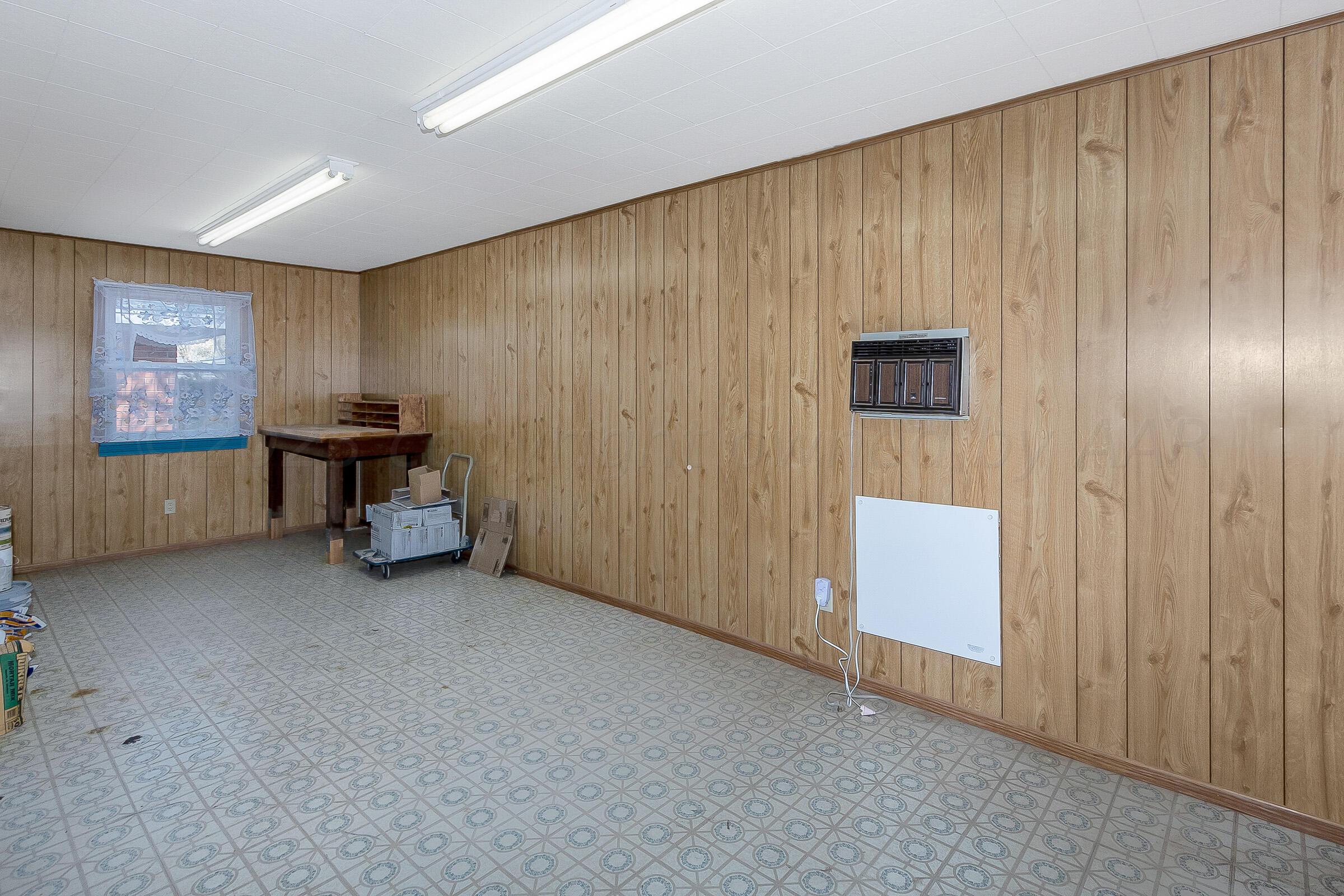 6017 Gainsborough Road Amarillo, TX 79106 - Photo 28 of 28 Inside Shop 3