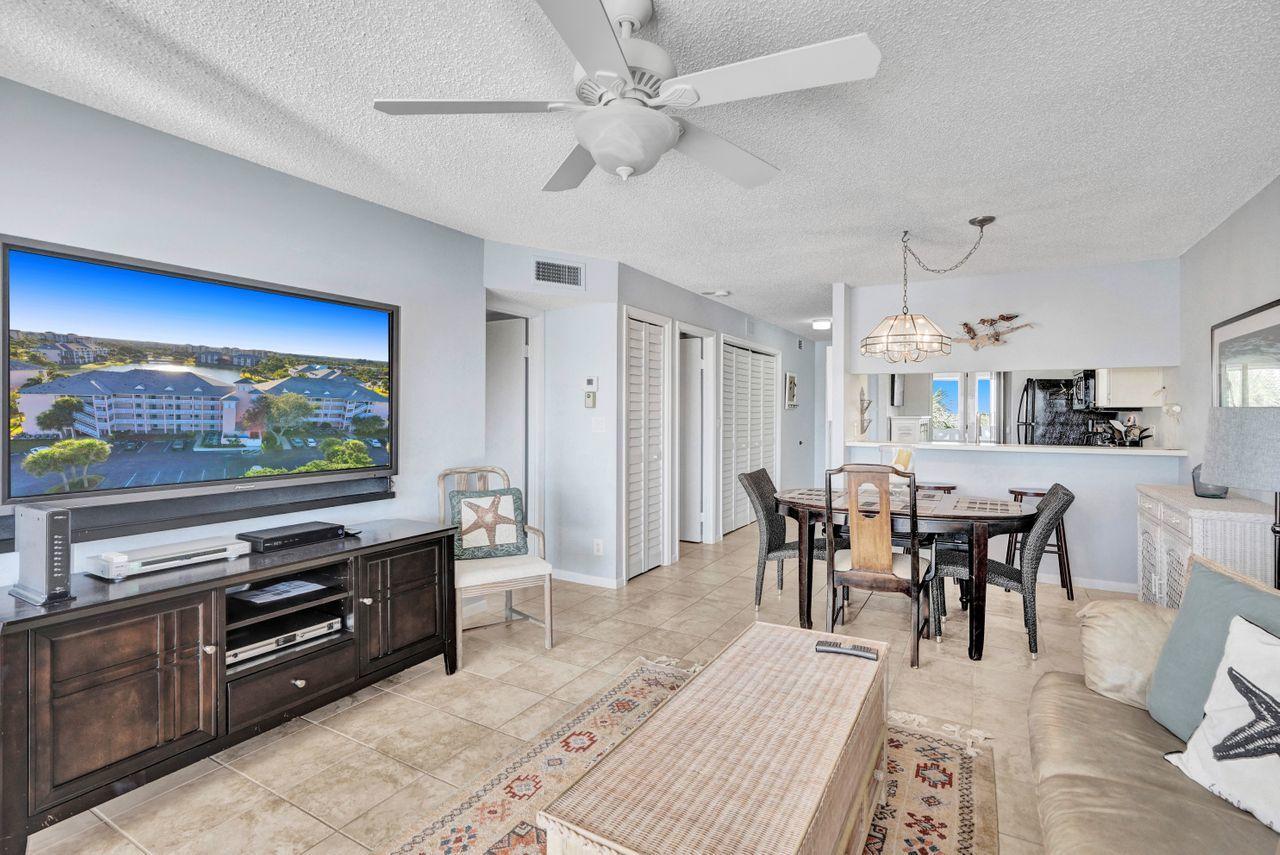 353 Highway 1, Unit B402 Jupiter, FL 33477 - Photo 14 of 67 DSC05305