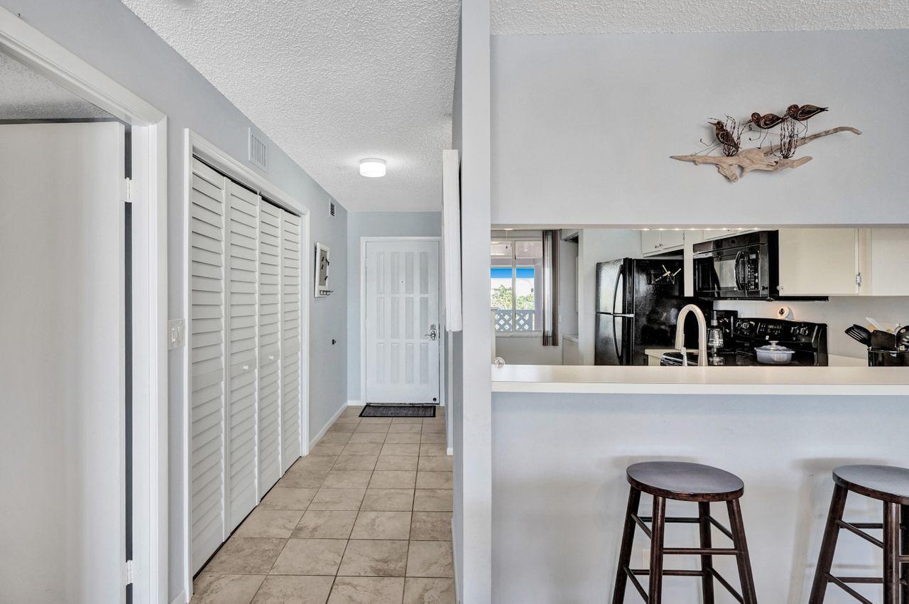 353 Highway 1, Unit B402 Jupiter, FL 33477 - Photo 20 of 67 DSC05314