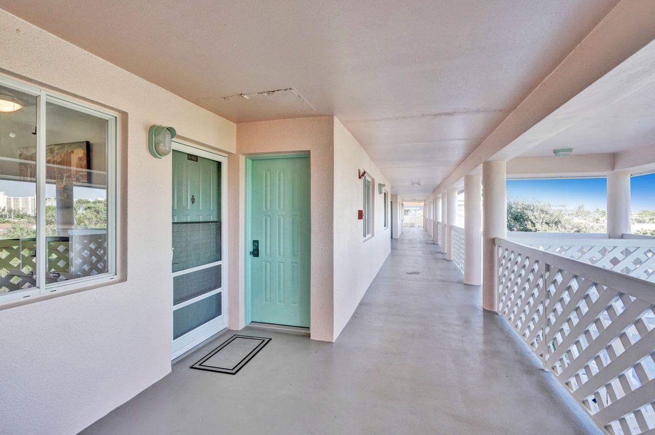 353 Highway 1, Unit B402 Jupiter, FL 33477 - Photo 42 of 67 DSC05245