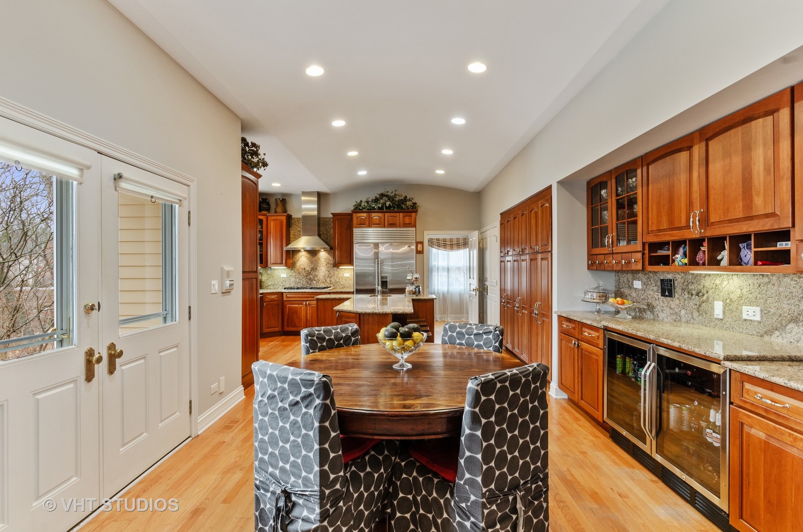 146 Towers Keep Highland Park, IL 60035 - Photo 4 of 29