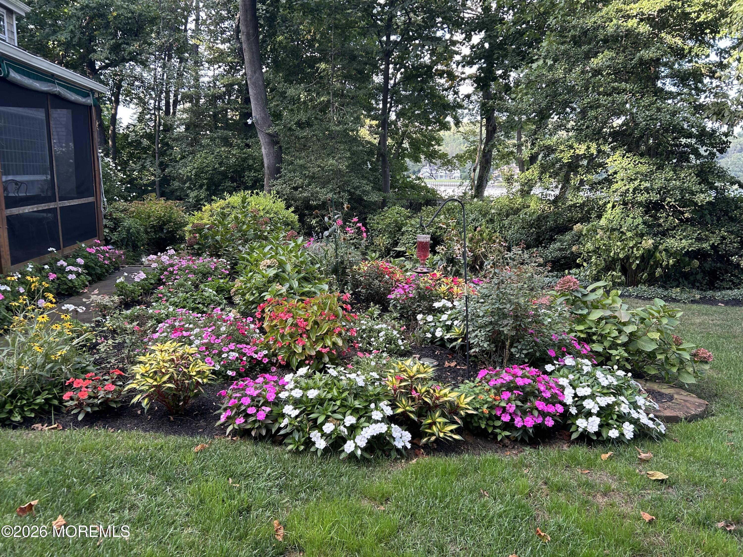 946 Navesink River Road Rumson, NJ 07760 - Photo 43 of 56 Garden