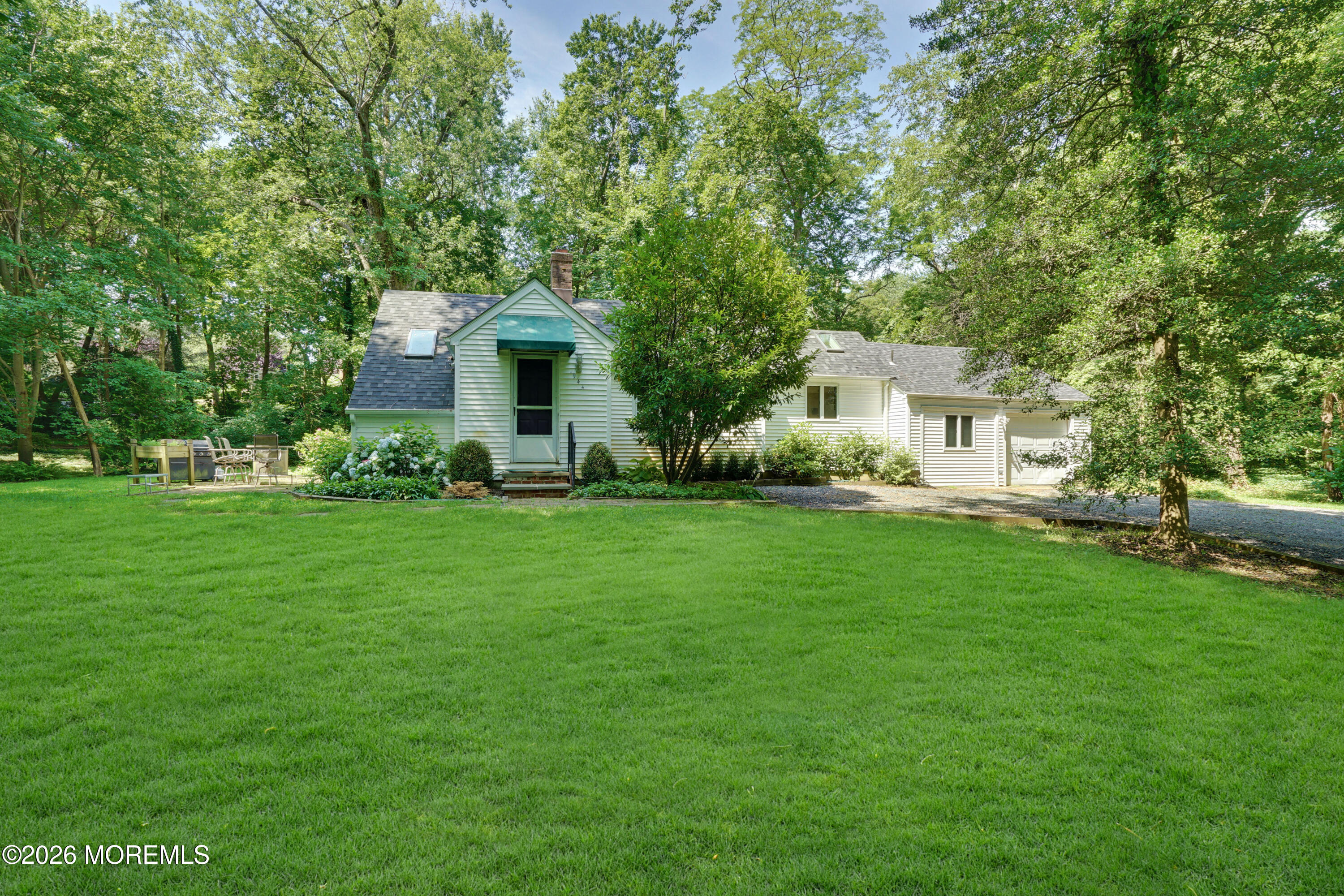 946 Navesink River Road Rumson, NJ 07760 - Photo 47 of 56 Rental Cottage