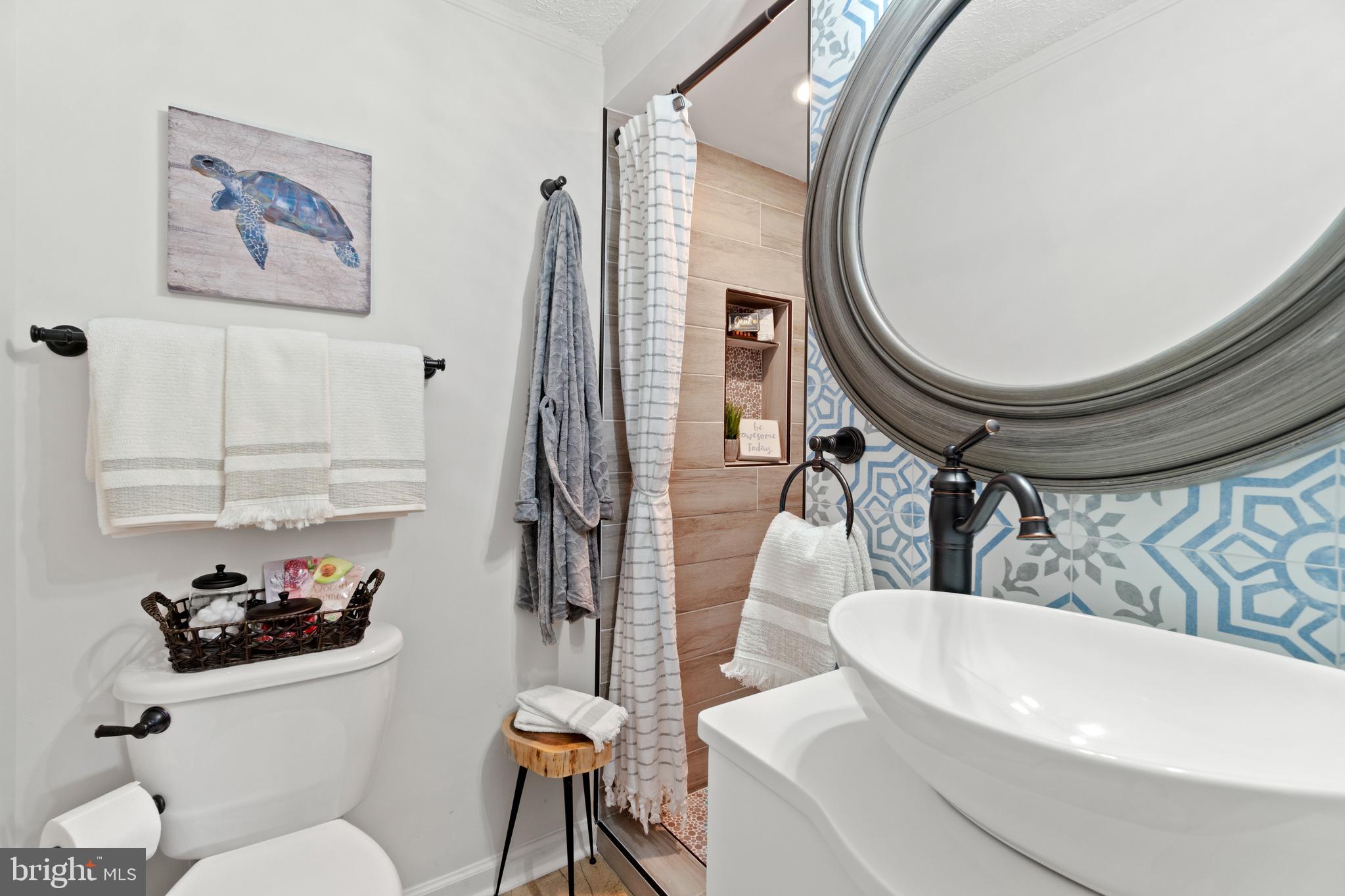 306 Battlefield Road Locust Grove, VA 22508 - Photo 13 of 34 Check out this Spa-Like Owner's Bath!!!