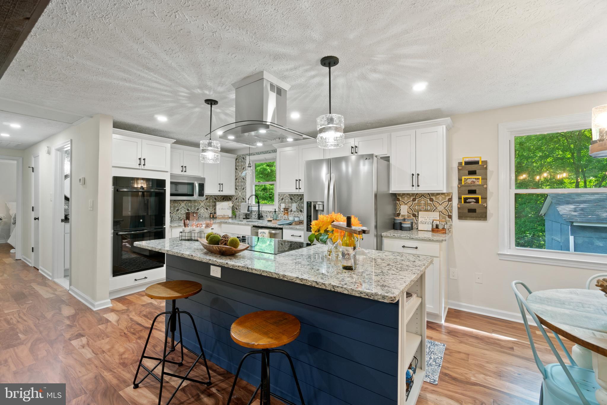 306 Battlefield Road Locust Grove, VA 22508 - Photo 6 of 34 Kitchen Island with Granite Countertops!!!